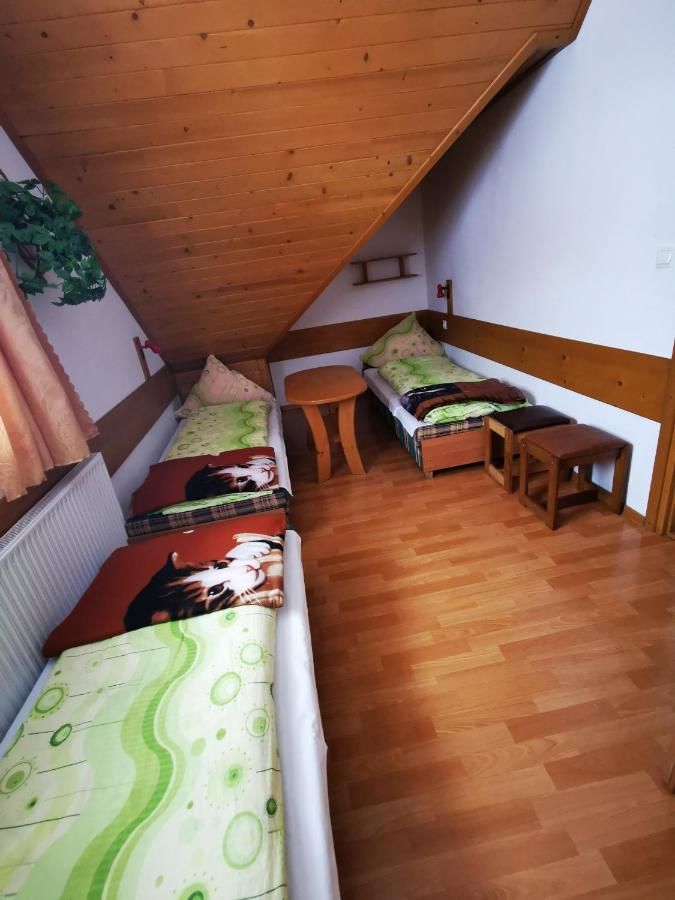 Гостевой дом Dom Wypoczynkowy Szymanówka Охотница-Гурна-6